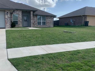 Eric E.'s lawn care services service result