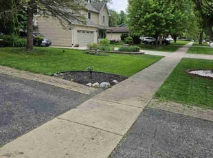 Pete M.'s lawn care services service result