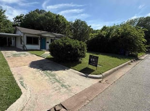 Brenda M.'s grass maintenance service result