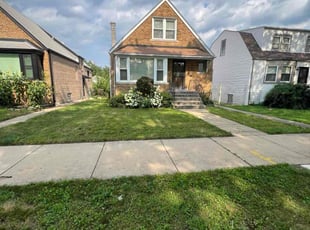 Ashley S.'s grass maintenance service result