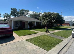 Stacy B.'s lawn care services service result
