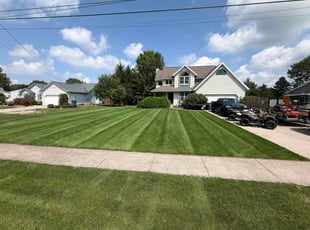 Kimberly T.'s lawn maintenance service result