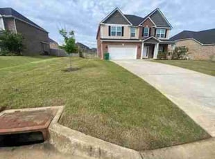 Deborah C.'s lawn maintenance service result
