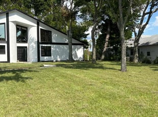 Dominic R.'s grass maintenance service result