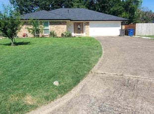 Samantha L.'s lawn care service result