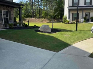 Maci S.'s lawn care services service result