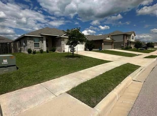 Jamie L.'s lawn care services service result