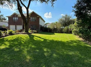 Cisco R.'s turf maintenance service result