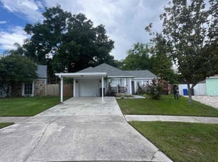 Jennifer M.'s lawn service service result