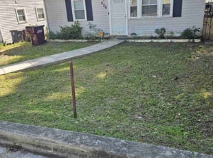 Debra B.'s lawn maintenance service result