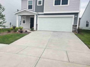 Alexandria N.'s lawn care service result