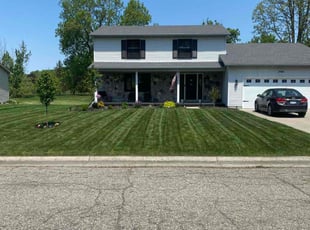 Linda T.'s lawn maintenance service result