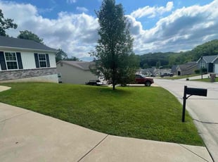 Jessica T.'s lawn care services service result