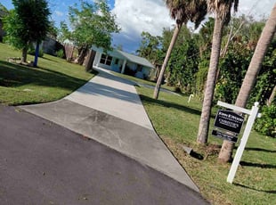 Helen H.'s grass maintenance service result