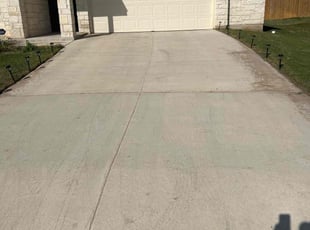 Deanna N.'s lawn service service result