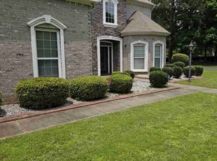 Angela C.'s grass cutting service result