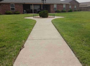 Amy S.'s turf care service result