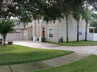 Stephanie P.'s lawn maintenance service result