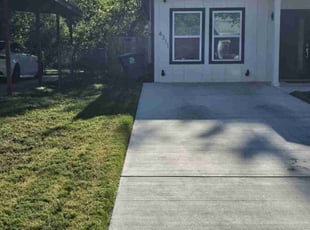 Terri C.'s lawn maintenance service result
