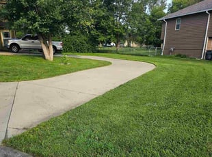 Donald W.'s Lawn Mowing service result