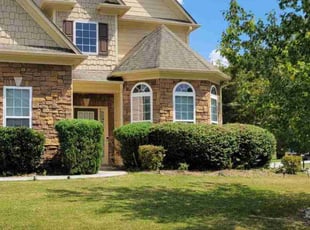 Leslie W.'s Bush Trimming service result