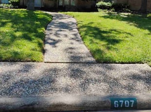 Ellen V.'s lawn maintenance service result