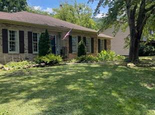 Cindy B.'s lawn service service result