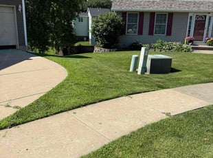 Kim F.'s lawn maintenance service result