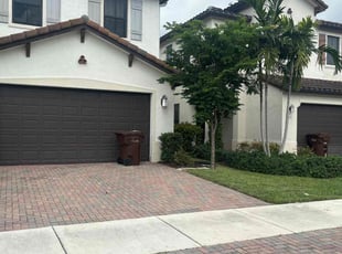 Patricia B.'s Bush Trimming service result