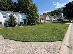 Margo S.'s lawn care services service result