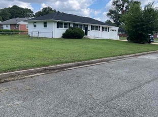 Debbie M.'s lawn service service result