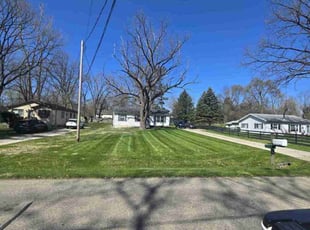 Aman B.'s lawn maintenance service result