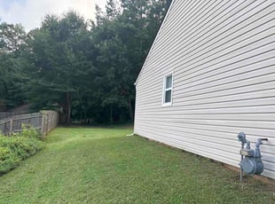 Tiffany D.'s turf maintenance service result