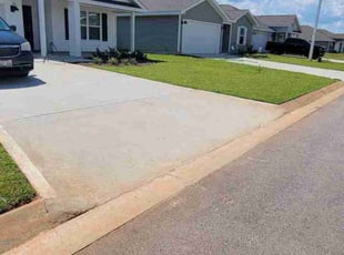 Roland P.'s lawn care services service result