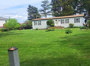 Christopher B.'s turf maintenance service result