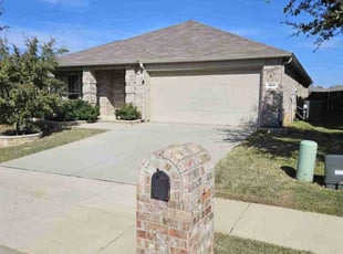 Hayden R.'s lawn care services service result