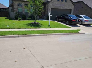 Kristina M.'s lawn care services service result