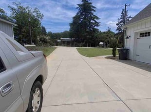 Karen G.'s grass maintenance service result