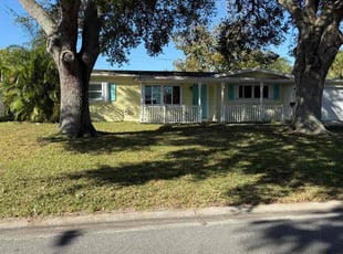 Lois Y.'s grass maintenance service result