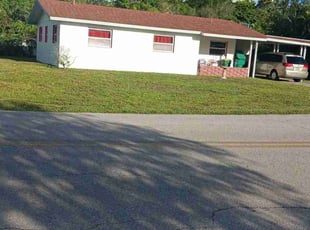 Carlos L.'s lawn care services service result