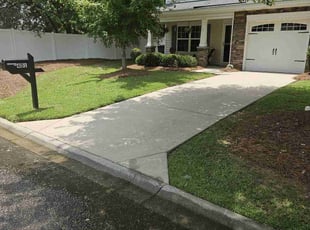 Joyce H.'s lawn service service result