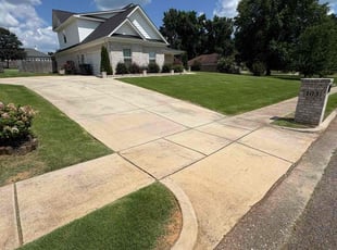 Marie W.'s grass maintenance service result