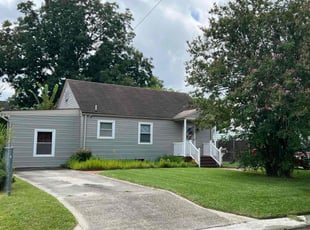 Dorothy S.'s lawn maintenance service result