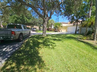 Catherine Y.'s lawn care services service result