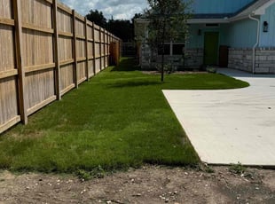 Linda G.'s lawn care services service result