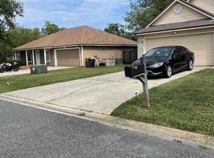 Linda B.'s turf care service result