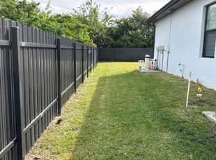 Esperanza G.'s grass cutting service result