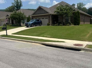 Jenn W.'s grass maintenance service result
