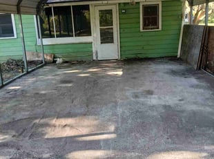 Barbara M.'s lawn care services service result