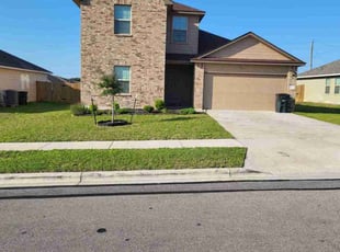 Kat L.'s lawn maintenance service result